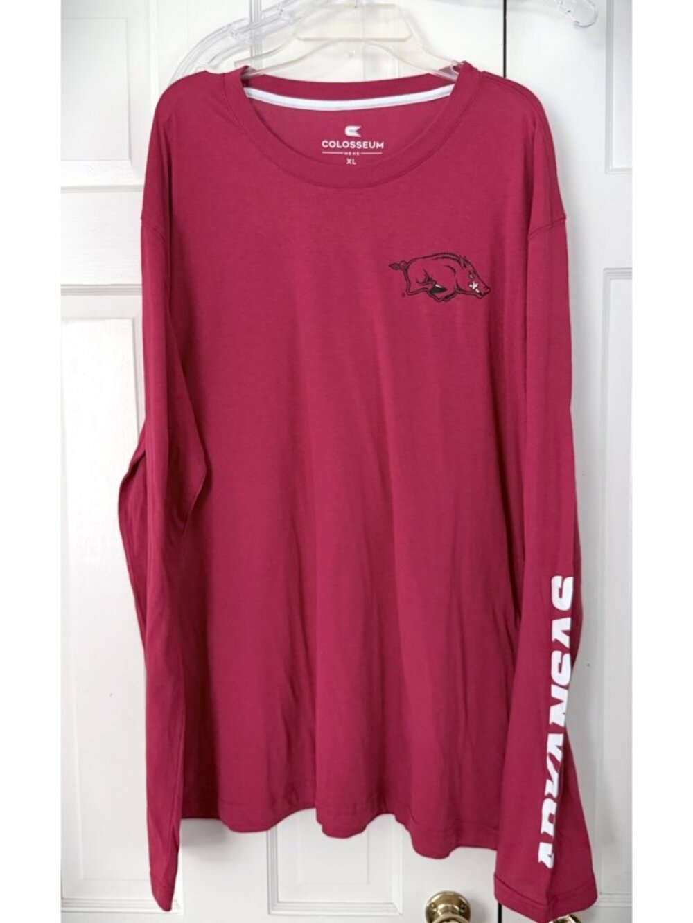Colosseum Arkansas Razorbacks Red Long Sleeved T-Shirt Shirt Size XL